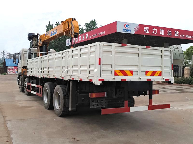 東風天龍前四后八【14-20噸】隨車吊