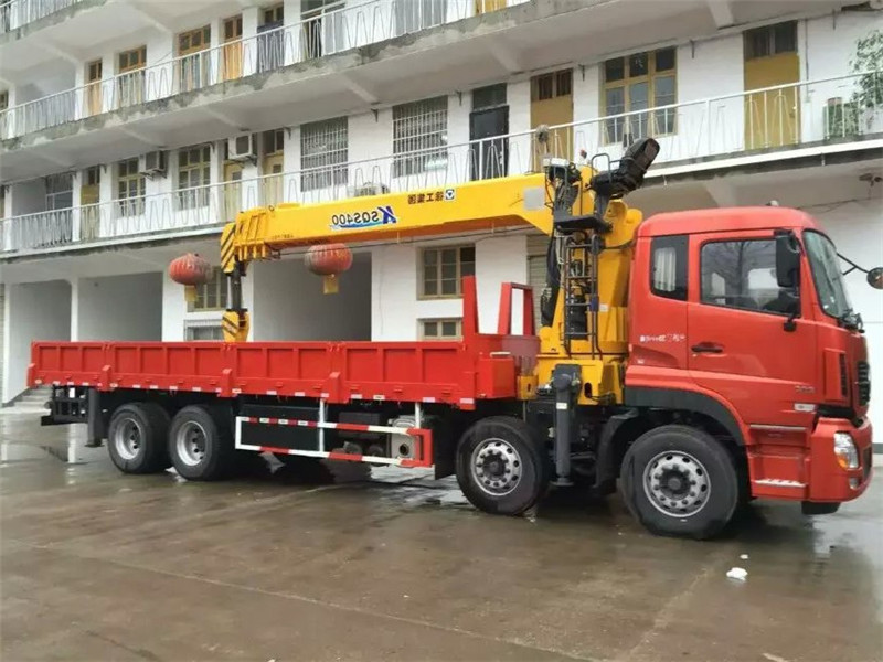 東風天龍前四后八【16-20噸】隨車吊