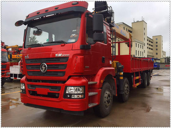 陜汽德龍前四后八【14-20噸】隨車吊