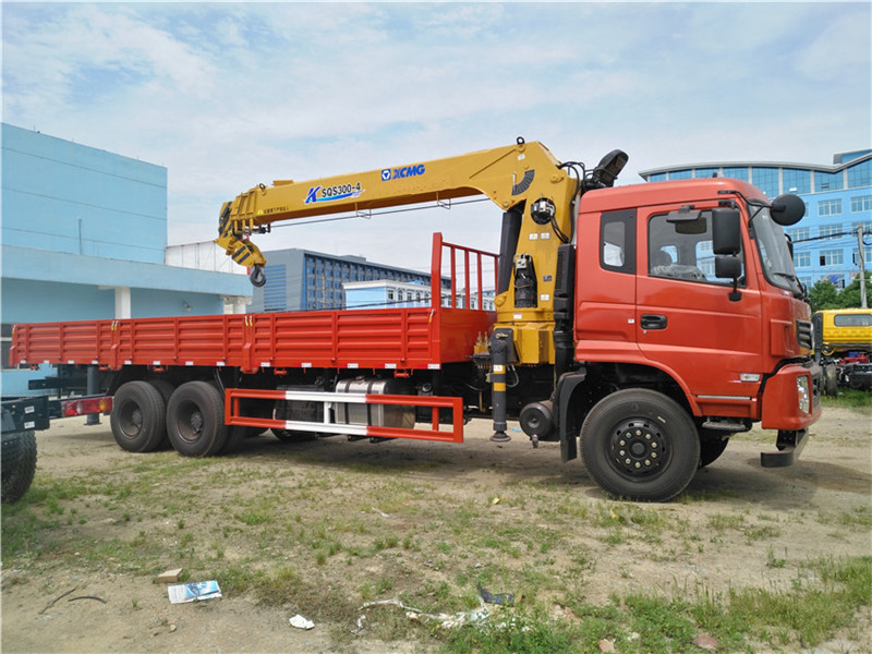東風后八輪【10-12噸】隨車吊