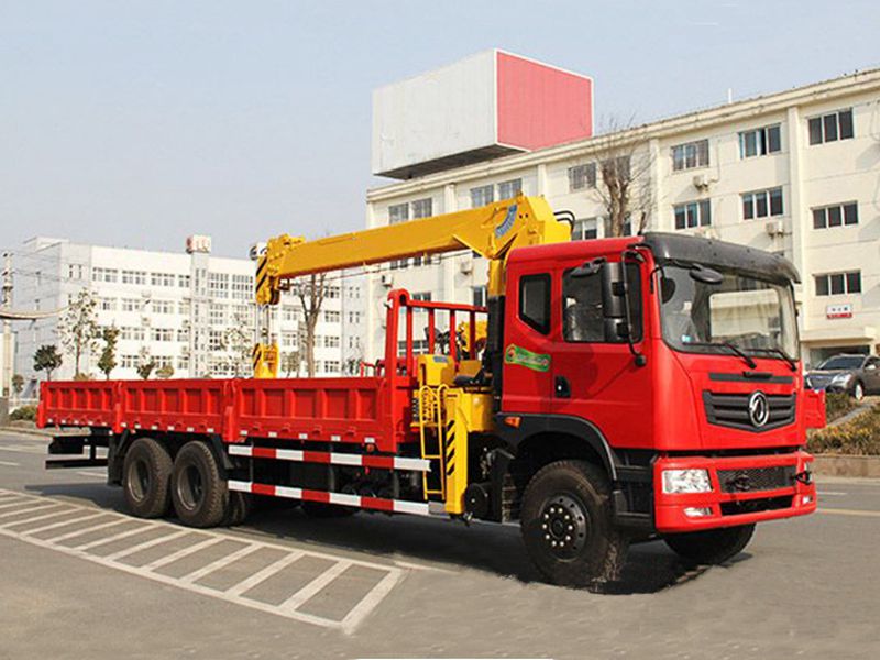 東風特商后八輪【10-12噸】隨車吊