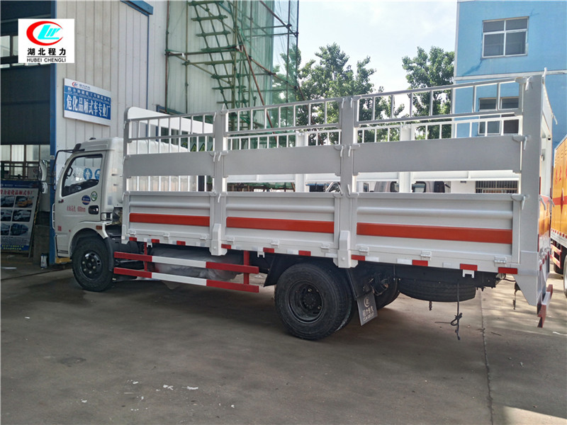 東風多利卡5.1米氣瓶運輸車【二類】