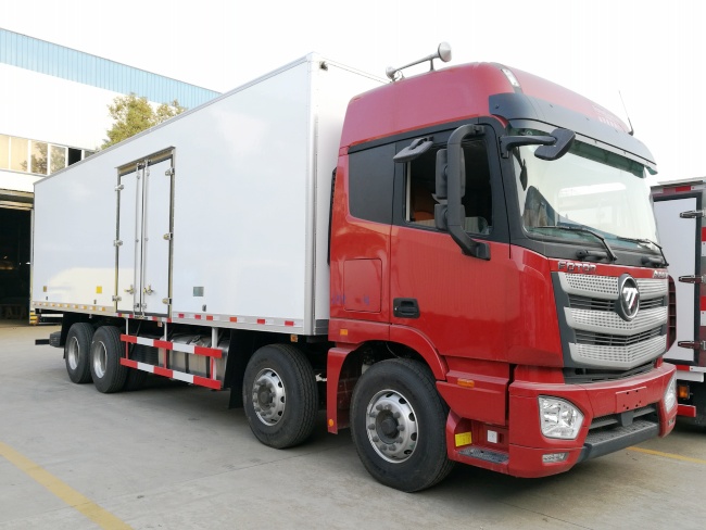 (廂長9.5米)福田歐曼前四后八冷藏車 (廂長9.5米)福田歐曼前四后八冷藏車