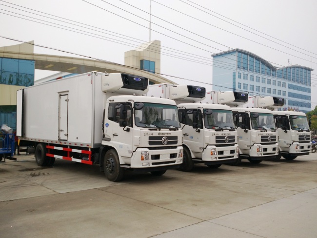 (廂長(zhǎng)7.4/7.8米)東風(fēng)天錦冷藏車