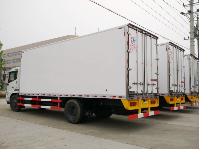 (廂長(zhǎng)7.4/7.8米)東風(fēng)天錦冷藏車