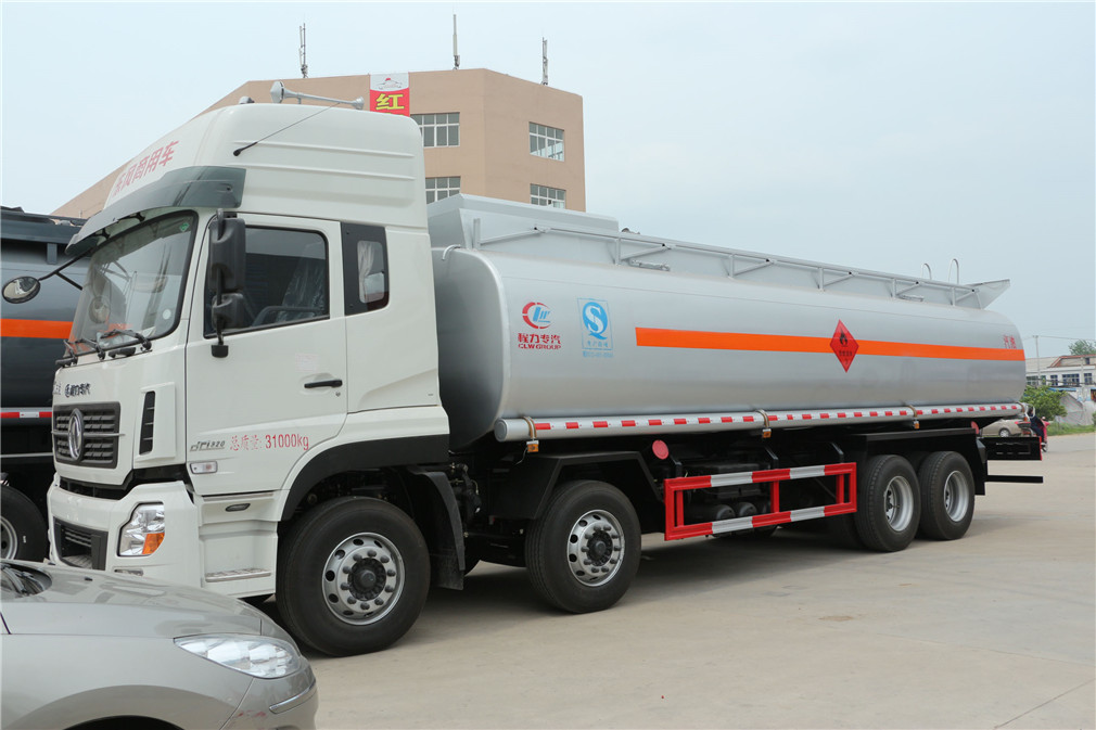 東風天龍前四后八【25立方】運油車