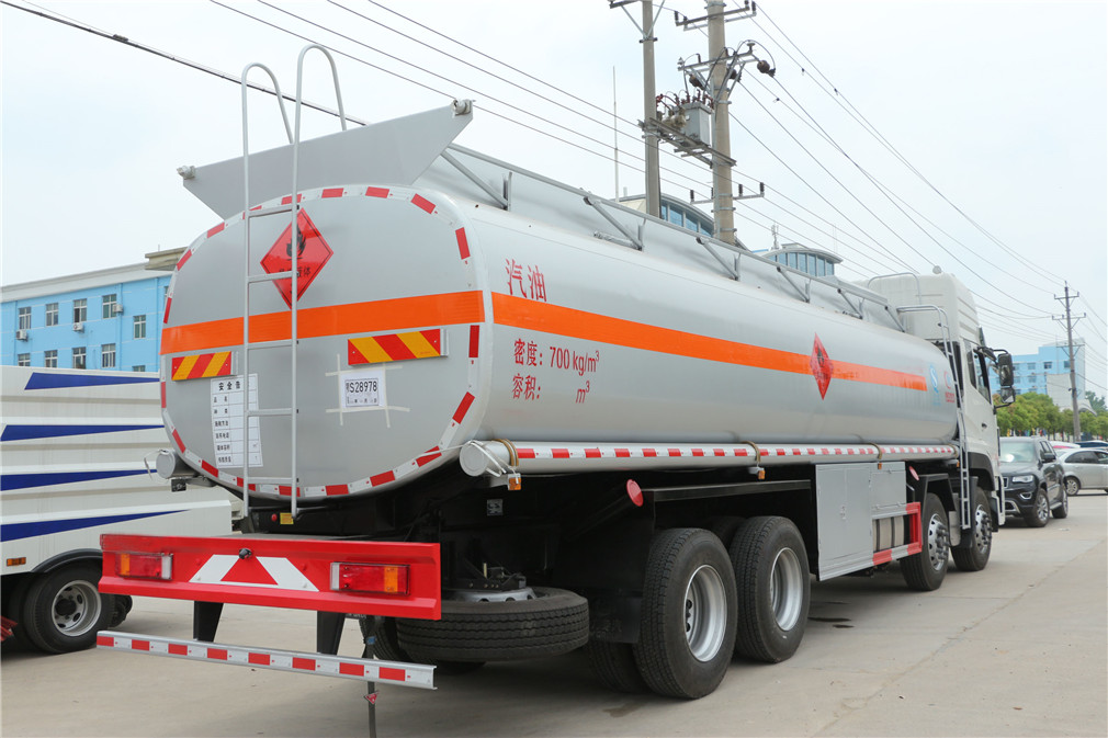 東風天龍前四后八【25立方】運油車