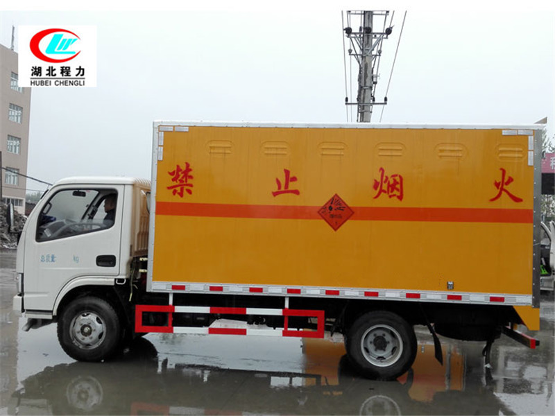 東風(fēng)4.1米易燃?xì)怏w廂式運(yùn)輸車【二類 藍(lán)牌】