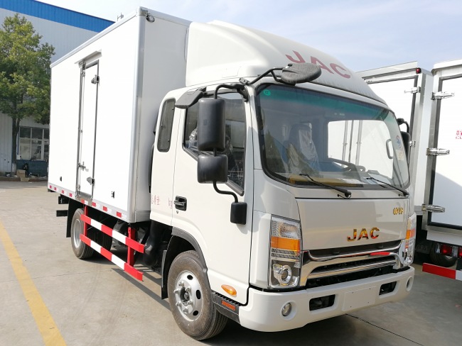 (廂長3.7米)江淮帥鈴一排半冷藏車 (廂長3.7米)江淮帥鈴一排半冷藏車