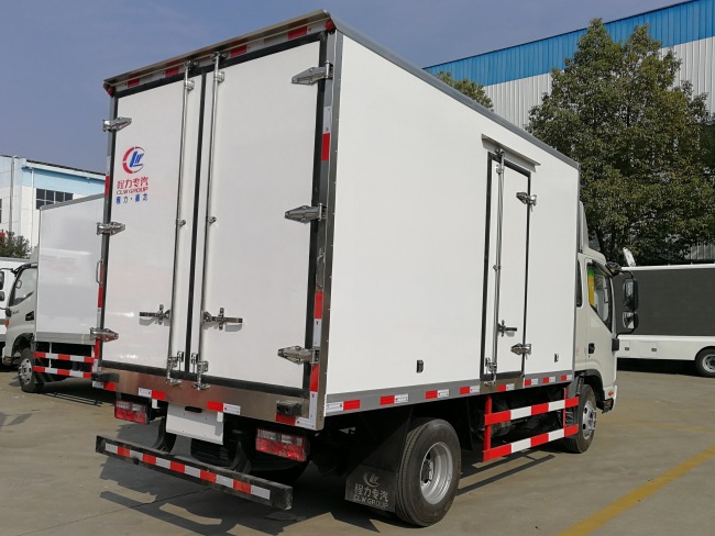(廂長3.7米)江淮帥鈴一排半冷藏車