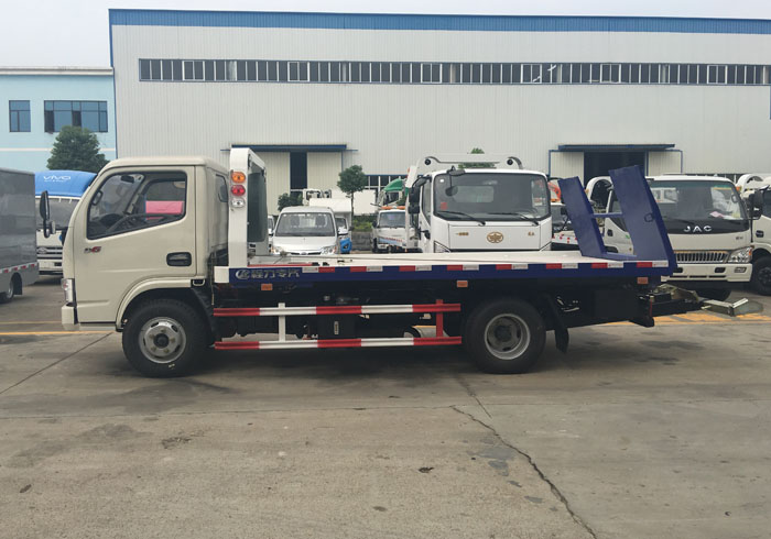 【一拖二 藍牌】東風小多利卡清障車