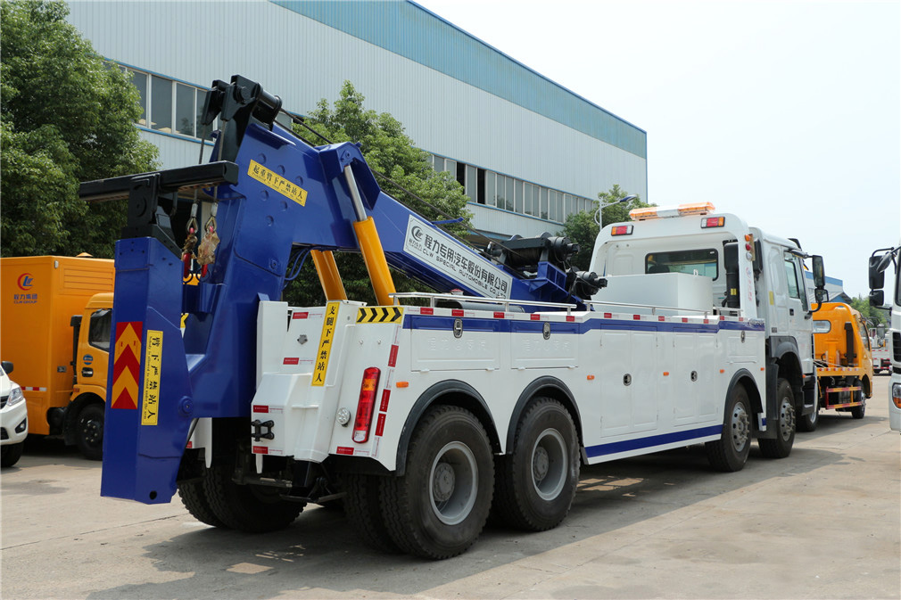 重汽豪沃前四后八CLW5311TQZZ5一托一清障車