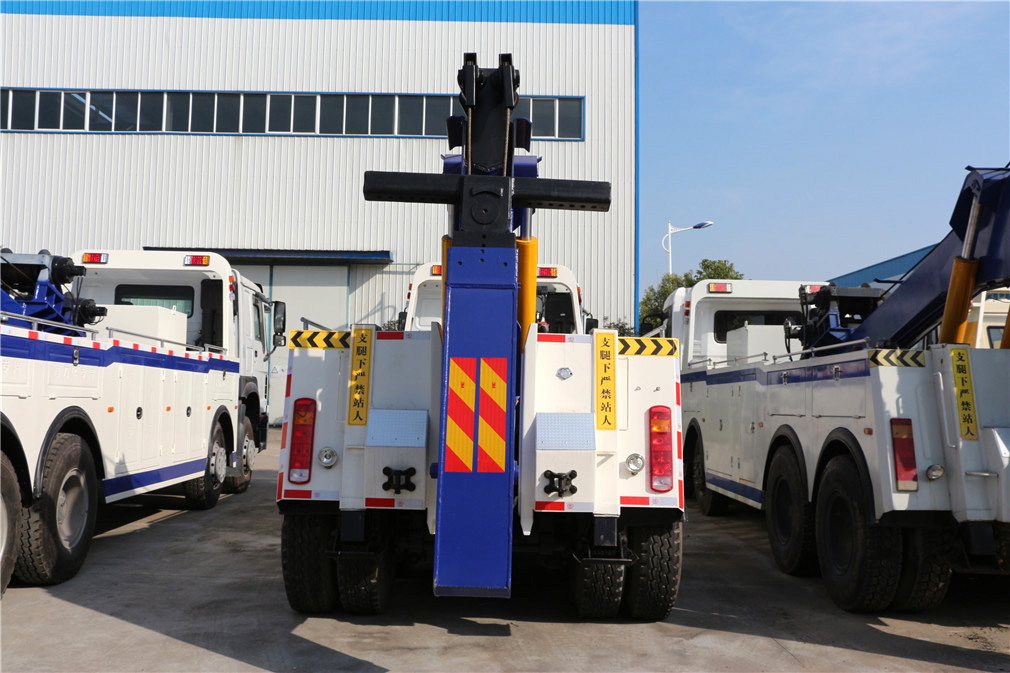 重汽后八輪CLW5250TQZZ5一拖一清障車