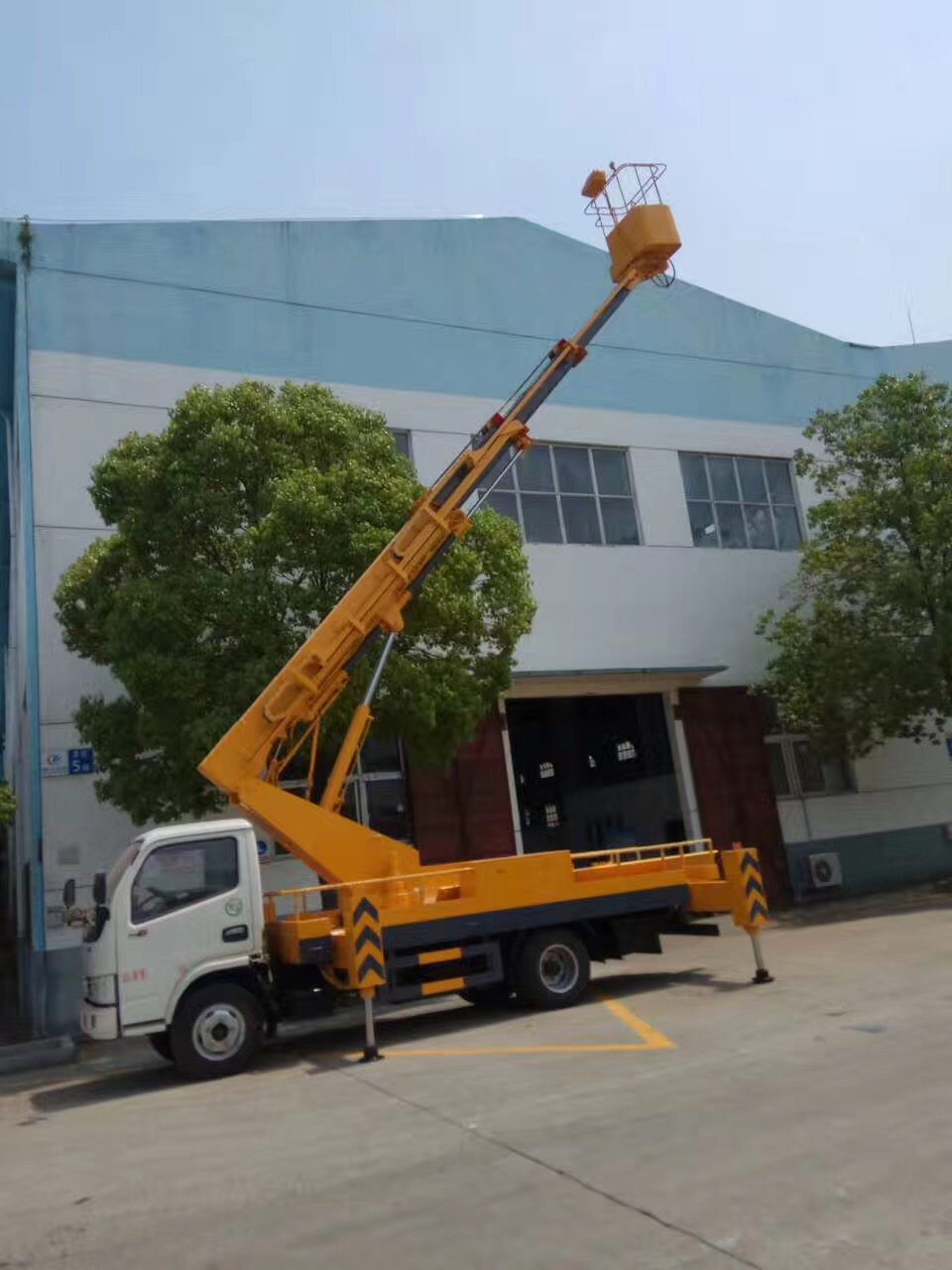 (12-18米)東風單排·伸縮臂高空車