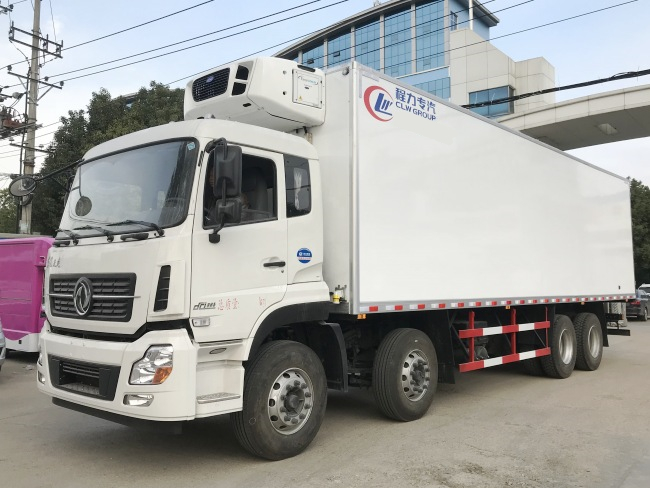 (廂長9.4米)東風(fēng)天龍前四后八冷藏車 (廂長9.4米)東風(fēng)天龍前四后八冷藏車