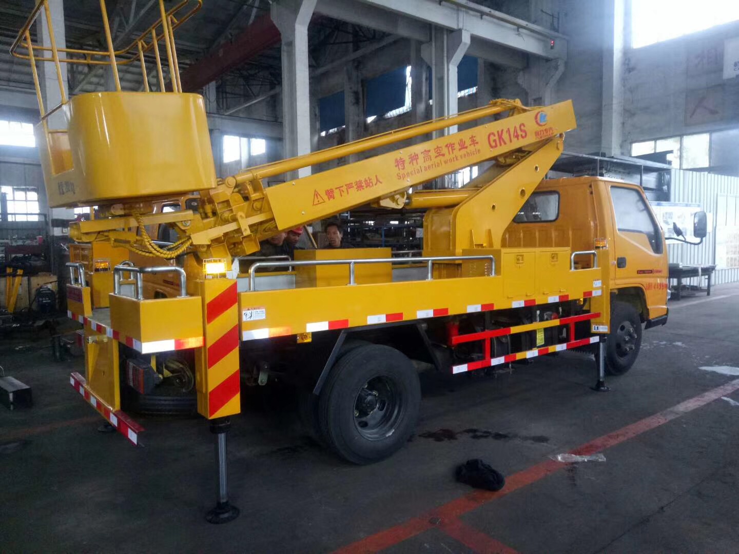 (12-16米 藍牌)江鈴單排·伸縮臂高空車