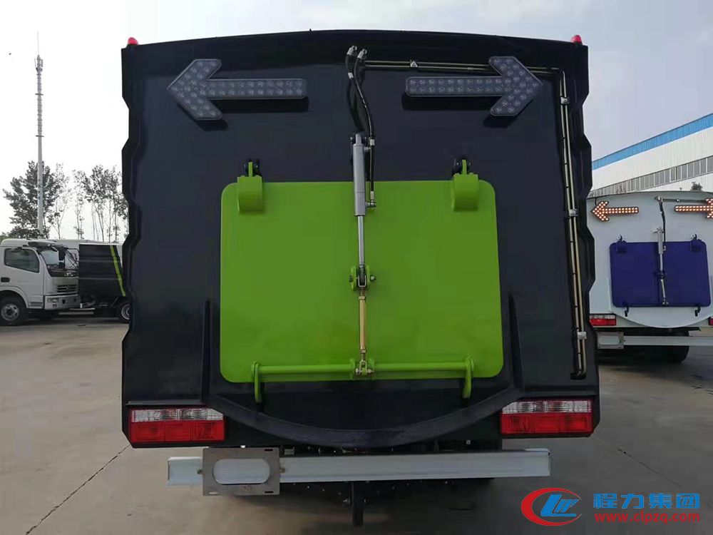 國六【1.5方水 4方塵】東風D6 掃路車