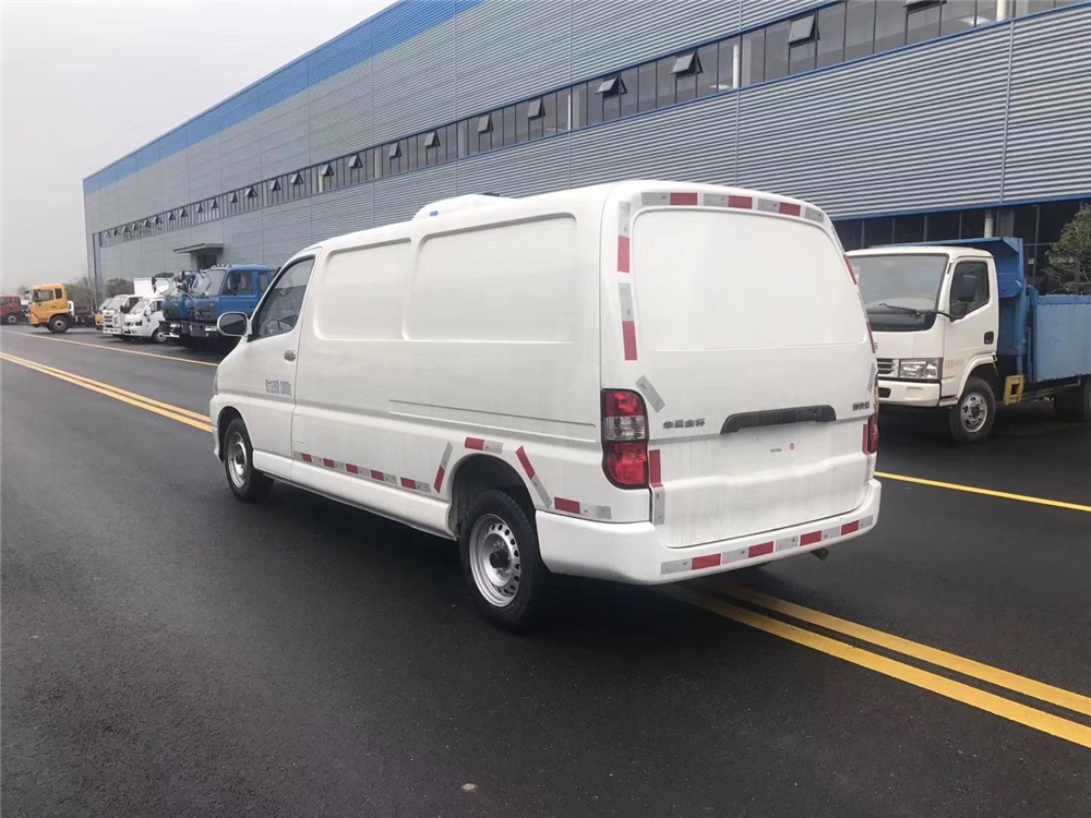 國六·金杯新快運(yùn) 面包冷藏車