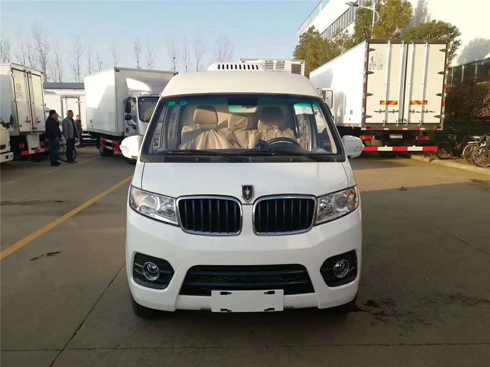 國六·金杯新海獅 面包冷藏車