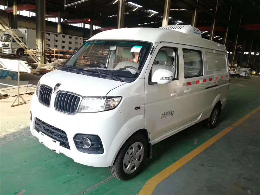 國六·金杯新海獅 面包冷藏車