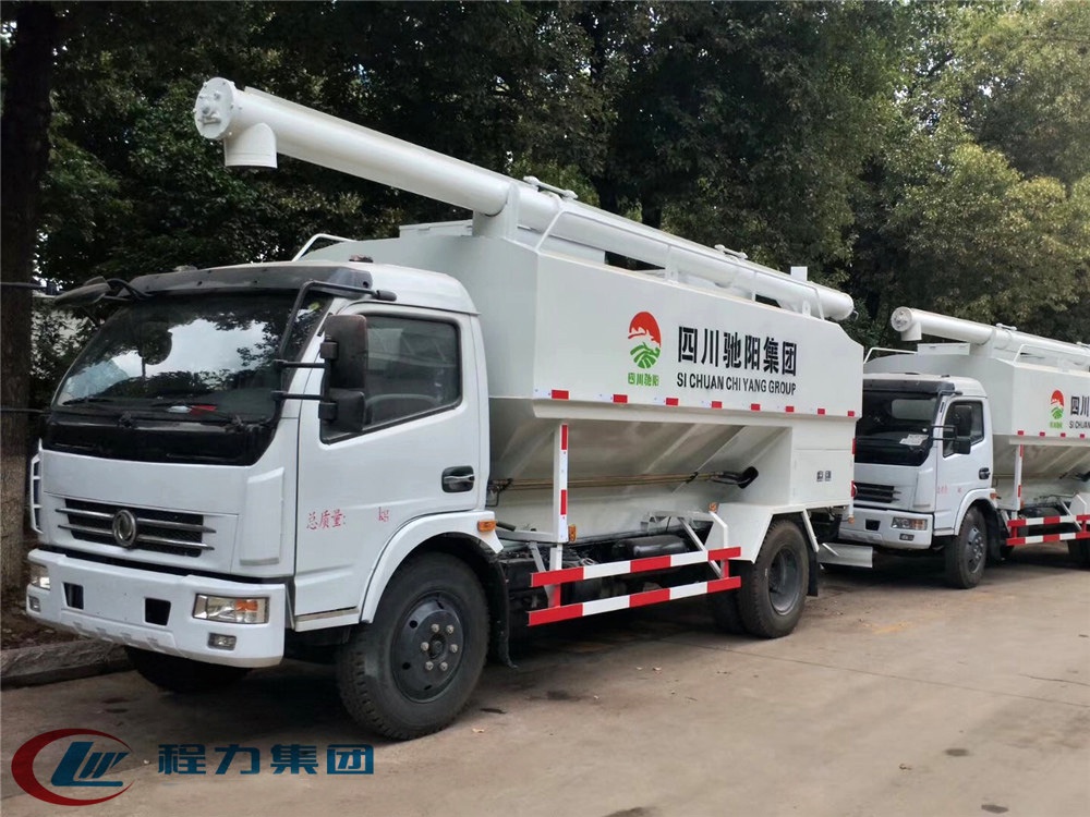 東風多利卡【12立方】散裝飼料運輸車