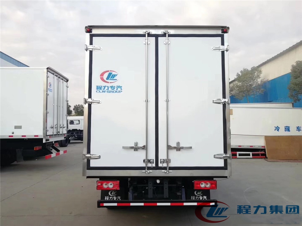 國六·福田歐馬可S3(廂長4.1米)冷藏車