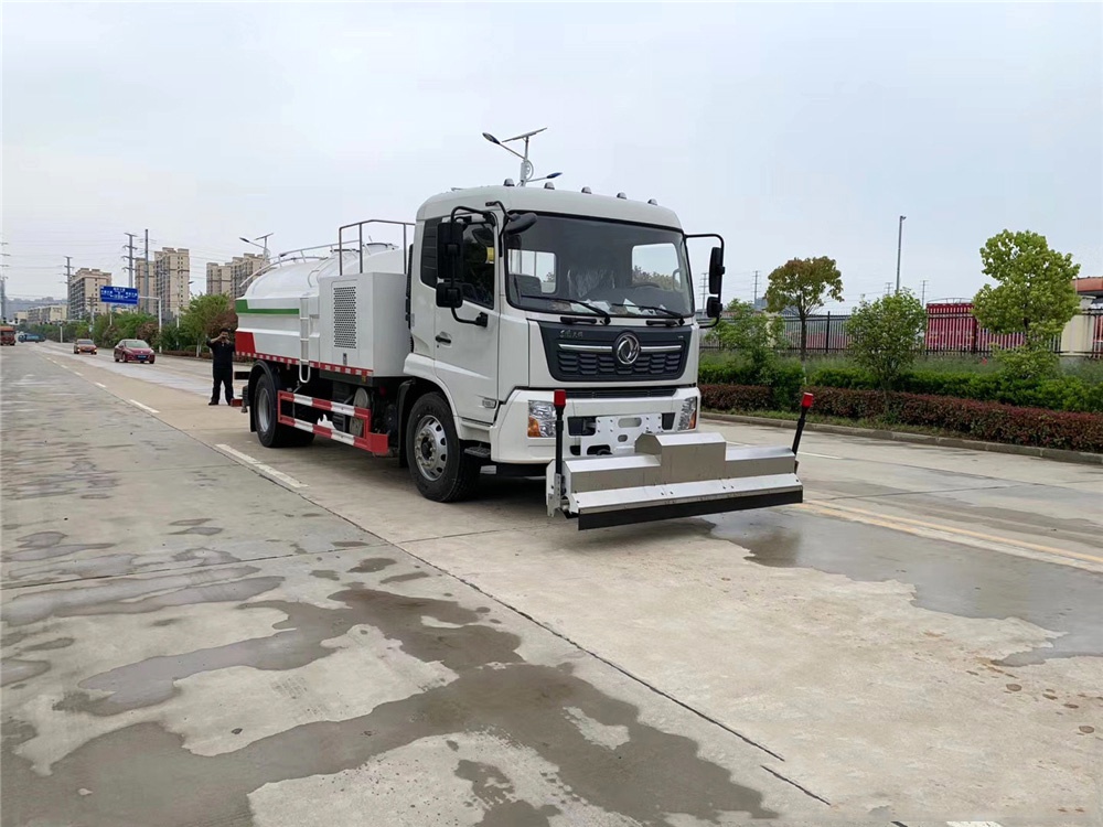 國六【8立方】東風天錦 路面清洗車