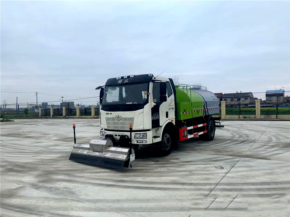 國六【8立方】解放J6 路面清洗車
