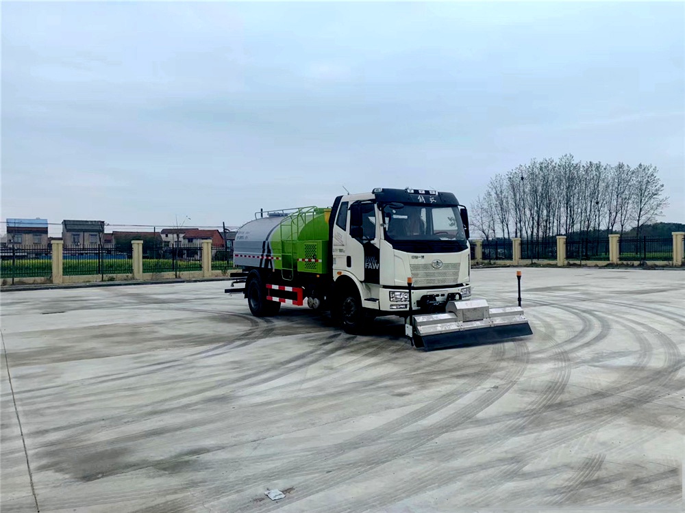 國六【8立方】解放J6 路面清洗車