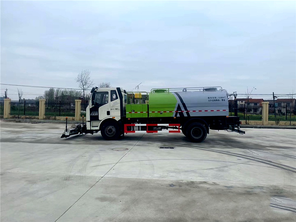 國六【8立方】解放J6 路面清洗車