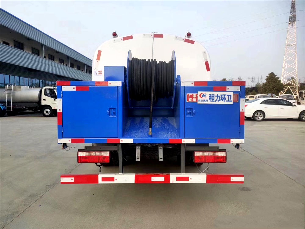 國六【8立方】東風D7管道清洗車