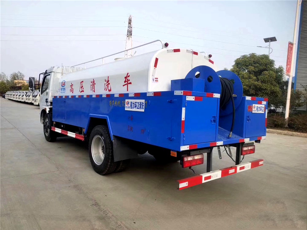 國六【8立方】東風D7管道清洗車