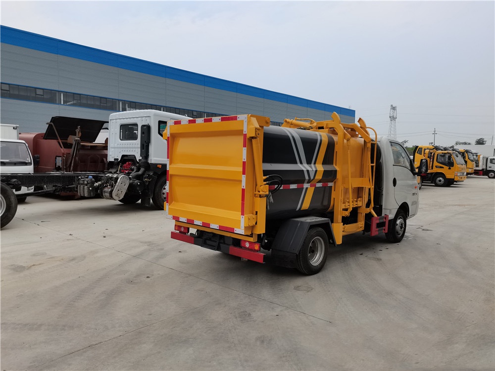 國六【4.5方 藍牌】凱馬瑞航 側裝壓縮垃圾車