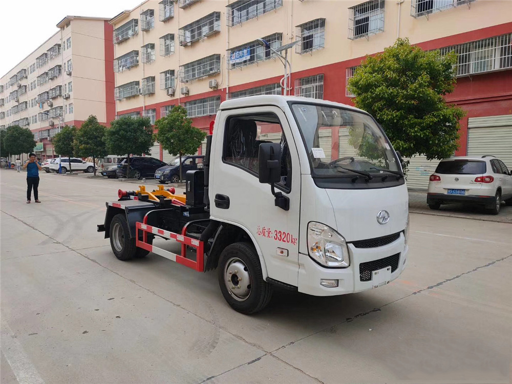 國六【3方 藍牌】躍進 勾臂垃圾車