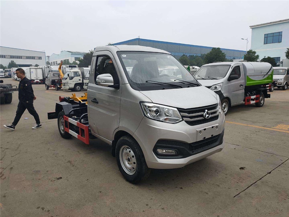 國六【3-4方 藍(lán)牌】長安 勾臂垃圾車