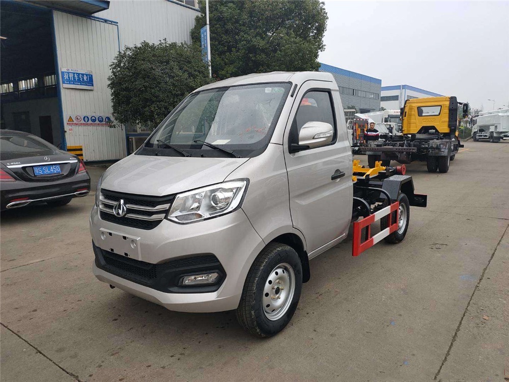 國六【3-4方 藍(lán)牌】長安 勾臂垃圾車