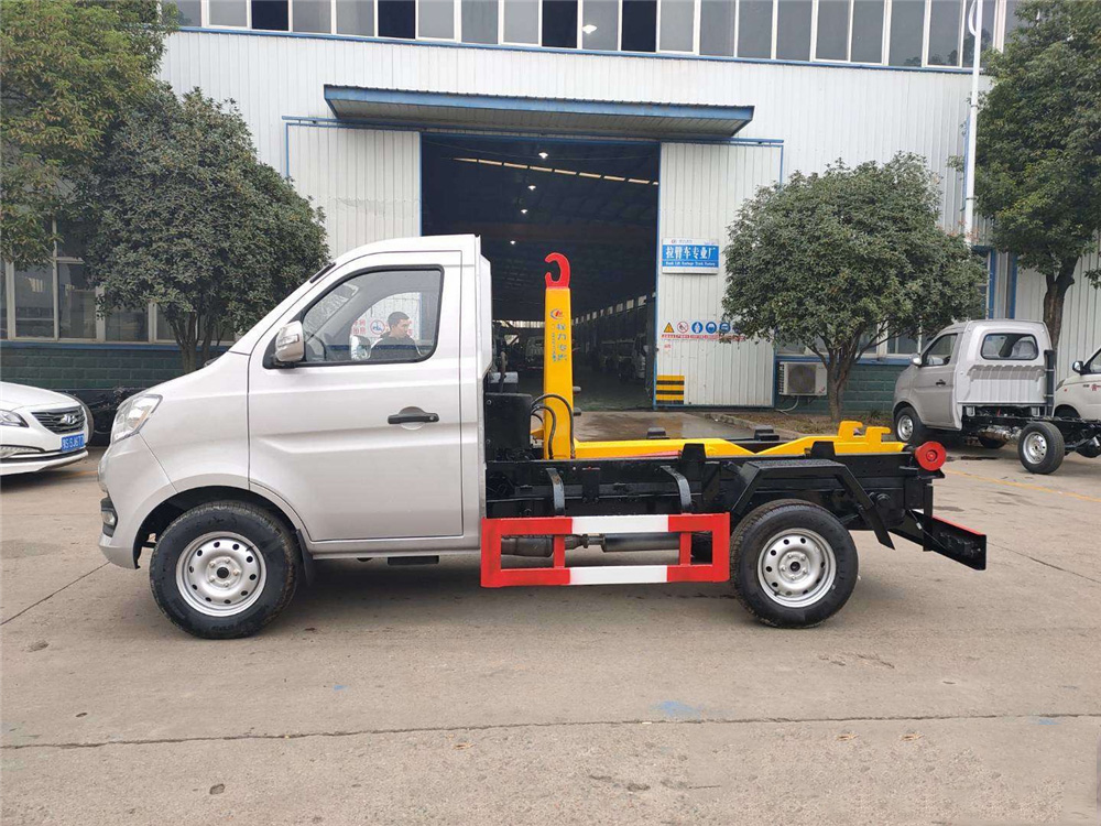 國六【3-4方 藍(lán)牌】長安 勾臂垃圾車