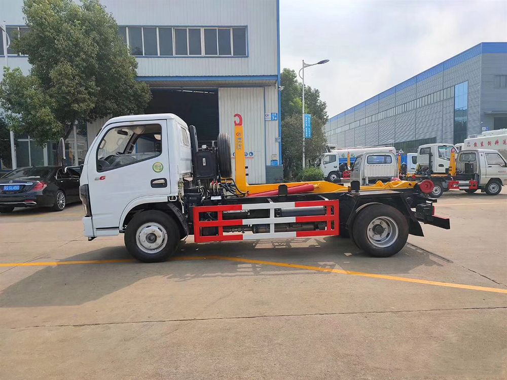 國六【5方】東風D6 勾臂垃圾車