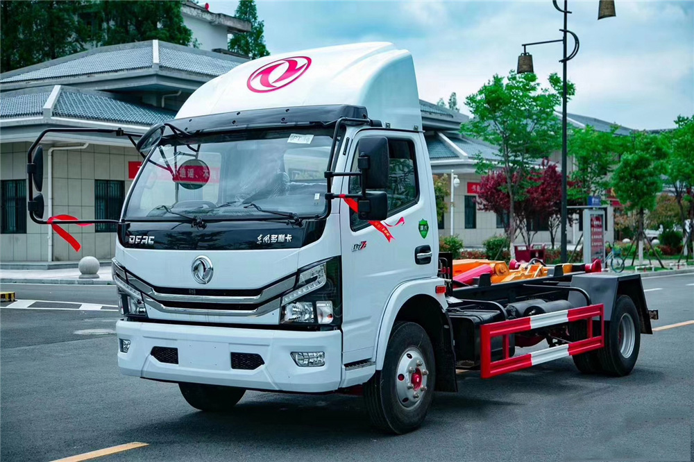 國六【7-8方】東風D7 勾臂垃圾車