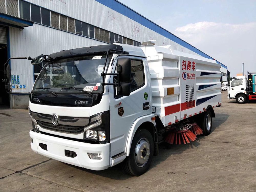 國(guó)六【2.5方水 5方塵】東風(fēng)D7 掃路車(chē)