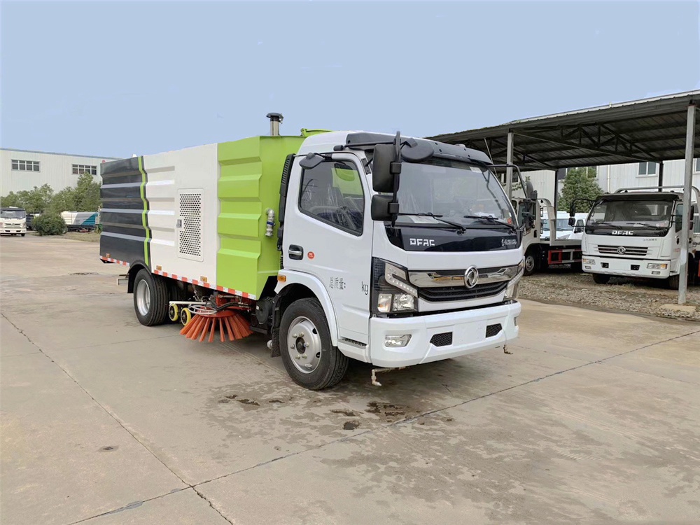 國(guó)六【2.5方水 5方塵】東風(fēng)D7 掃路車(chē)