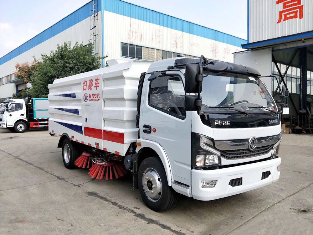 國(guó)六【2.5方水 5方塵】東風(fēng)D7 掃路車(chē)